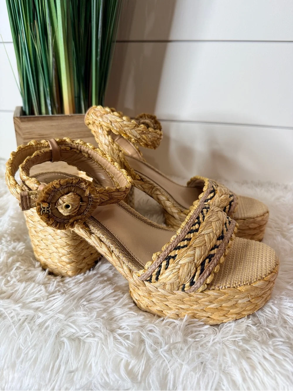 Sam Edelman size woven